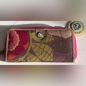 Lovely Spartina Linen & Leatherr Sarah Wallet pink &Brown Floral christmas gift